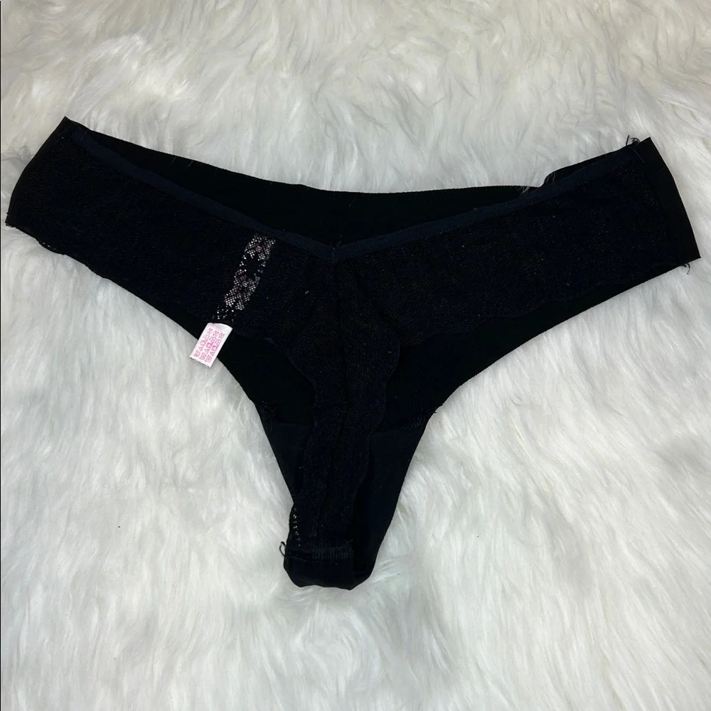 PINK Victoria's Secret Lace Back Thong Panty M